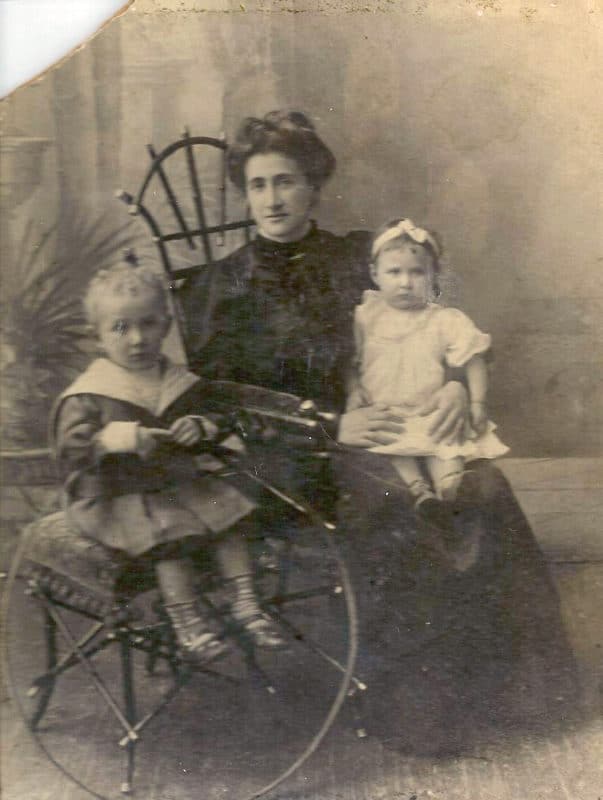 Adela Aaron Lily Sussman 1906